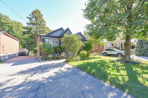 570 Exbury Crescent Mississauga ON L5G 2P4