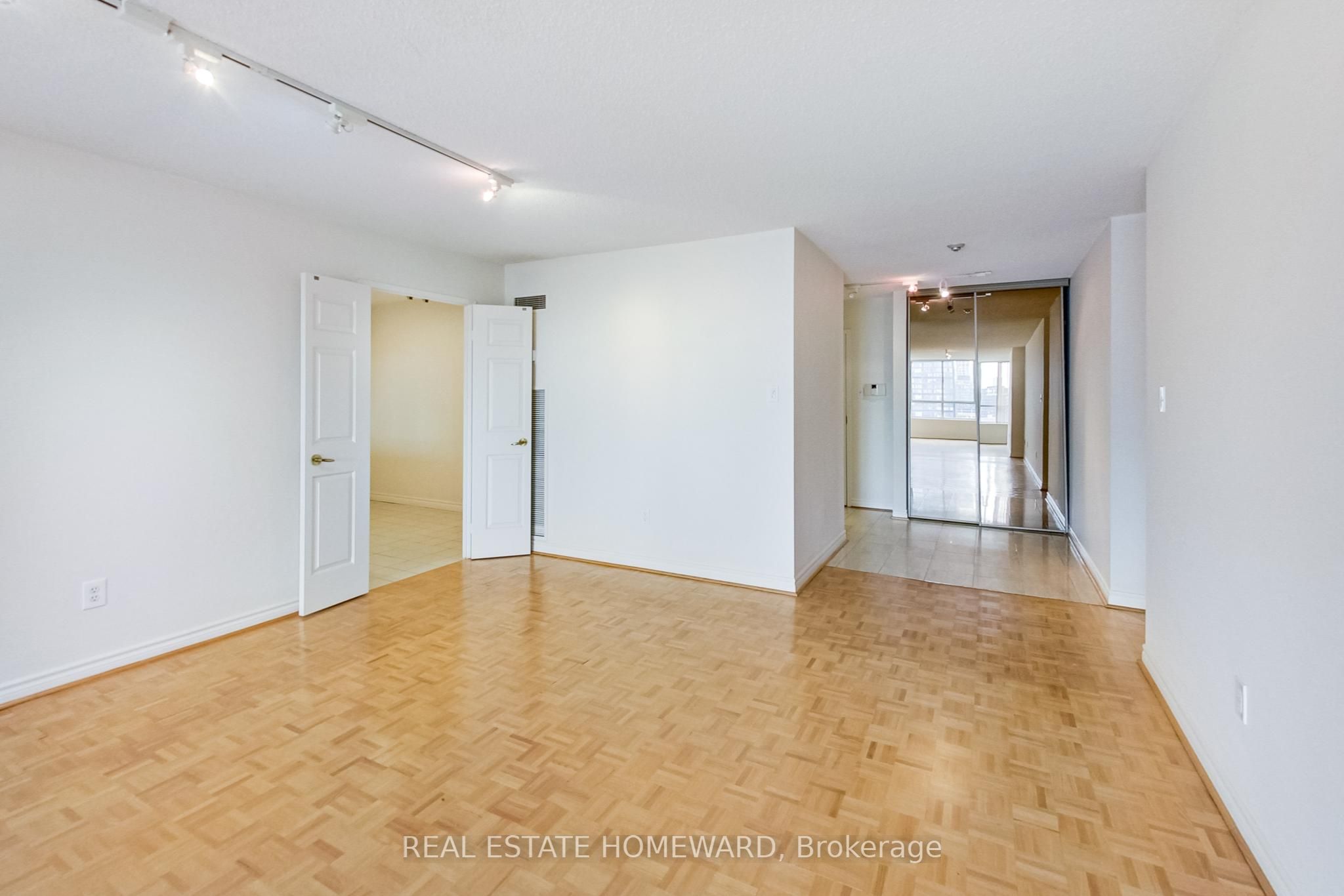 130 Carlton Street #1405