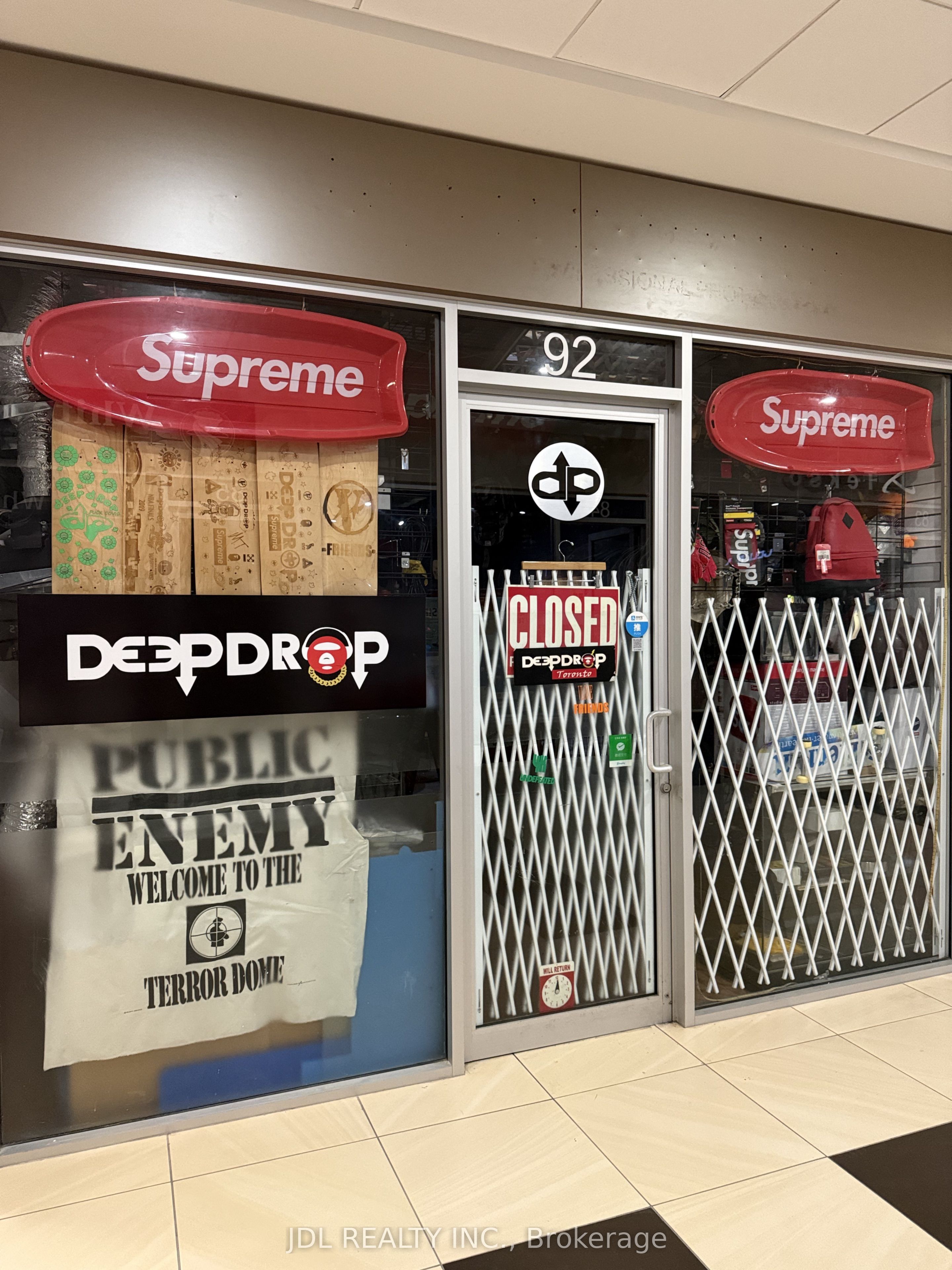 384 Yonge Street #92