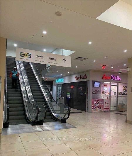 384 Yonge Street #92