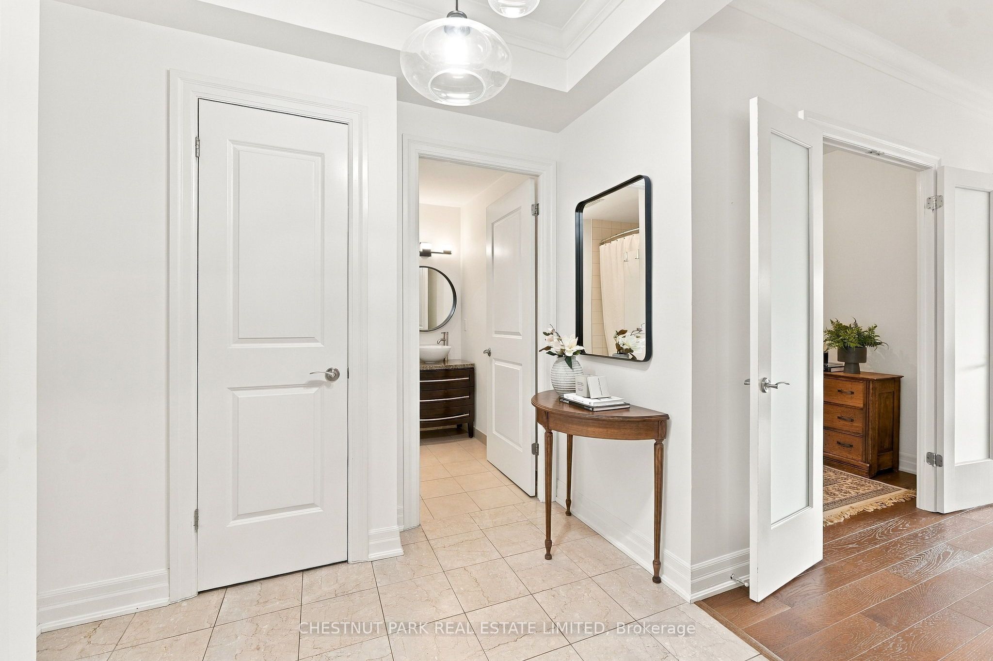 2855 Bloor Street W 305