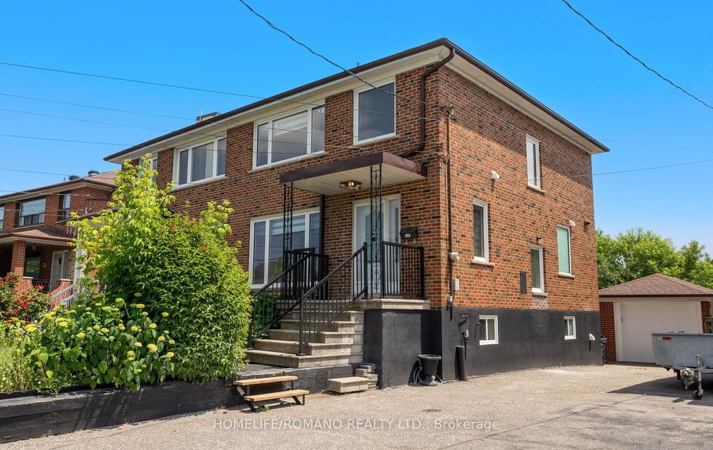 Photo of 37 Donofree Road, Toronto, ON M6L 2P4 (MLS # W12466556)