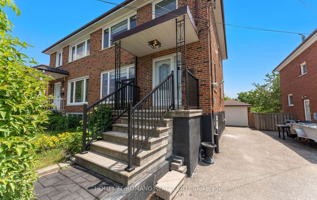 Photo of 37 Donofree Road, Toronto, ON M6L 2P4 (MLS # W12466556)