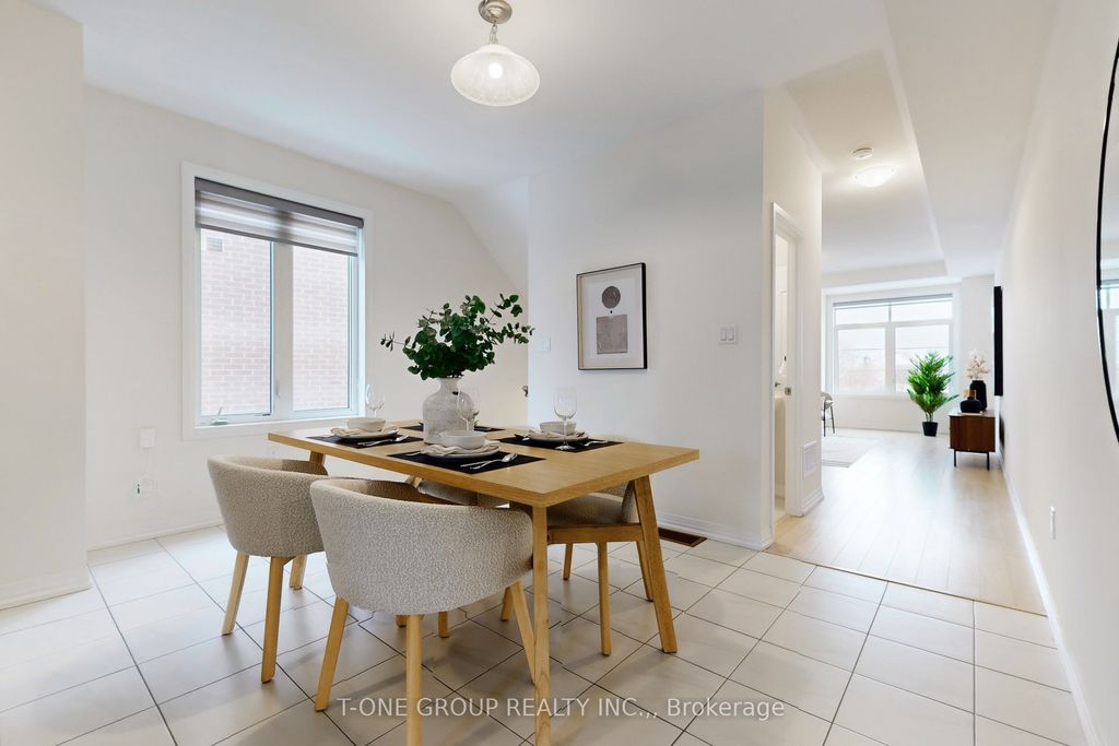 Photo of 32 Stoeber Lane, Markham, ON L6B 0S1 (MLS # N12926464)