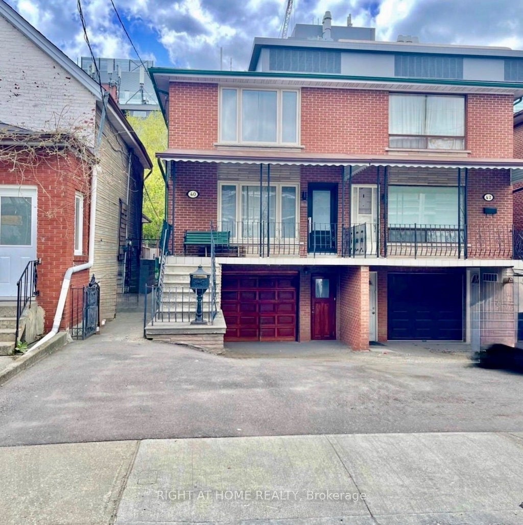 Photo of 40 Bellevue Avenue, Toronto, ON M5T 2N4 (MLS # C13743164)
