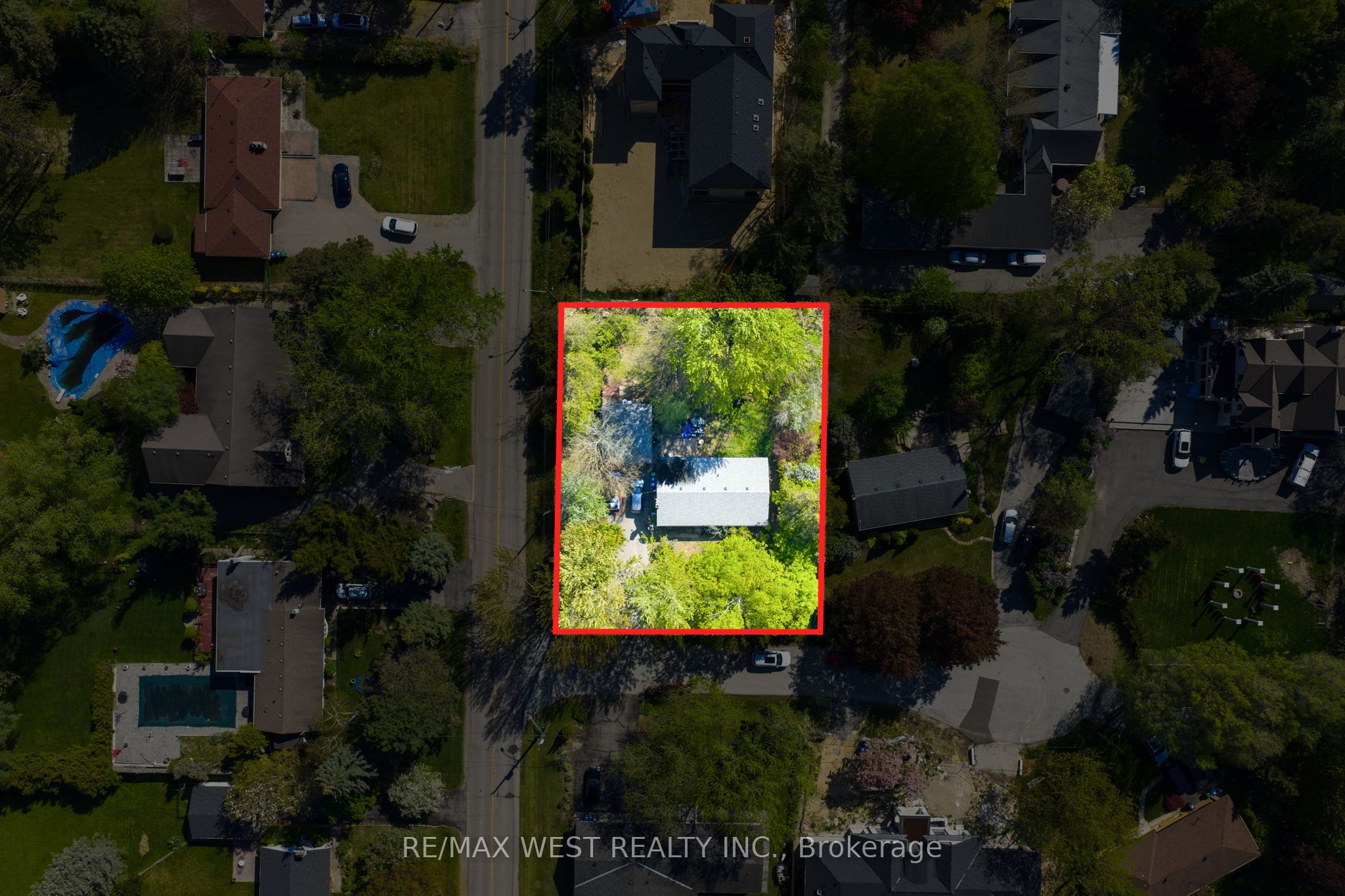 1610 Magenta Court