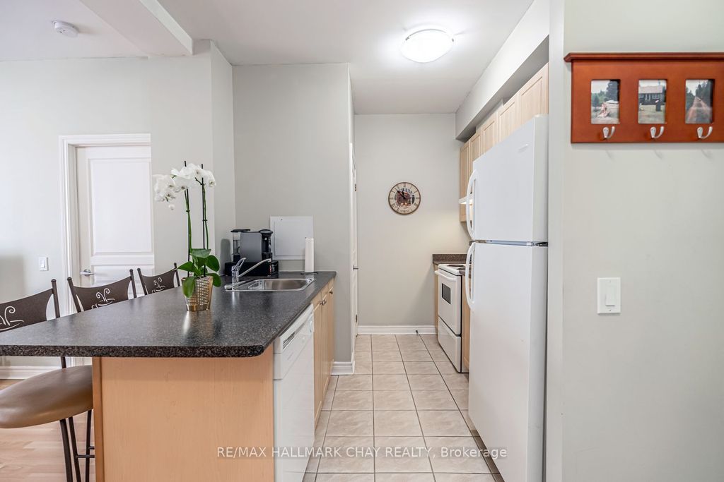 Photo of 1415 Lawrence Avenue W #319, Toronto, ON M6L 1A9 (MLS # W12911074)