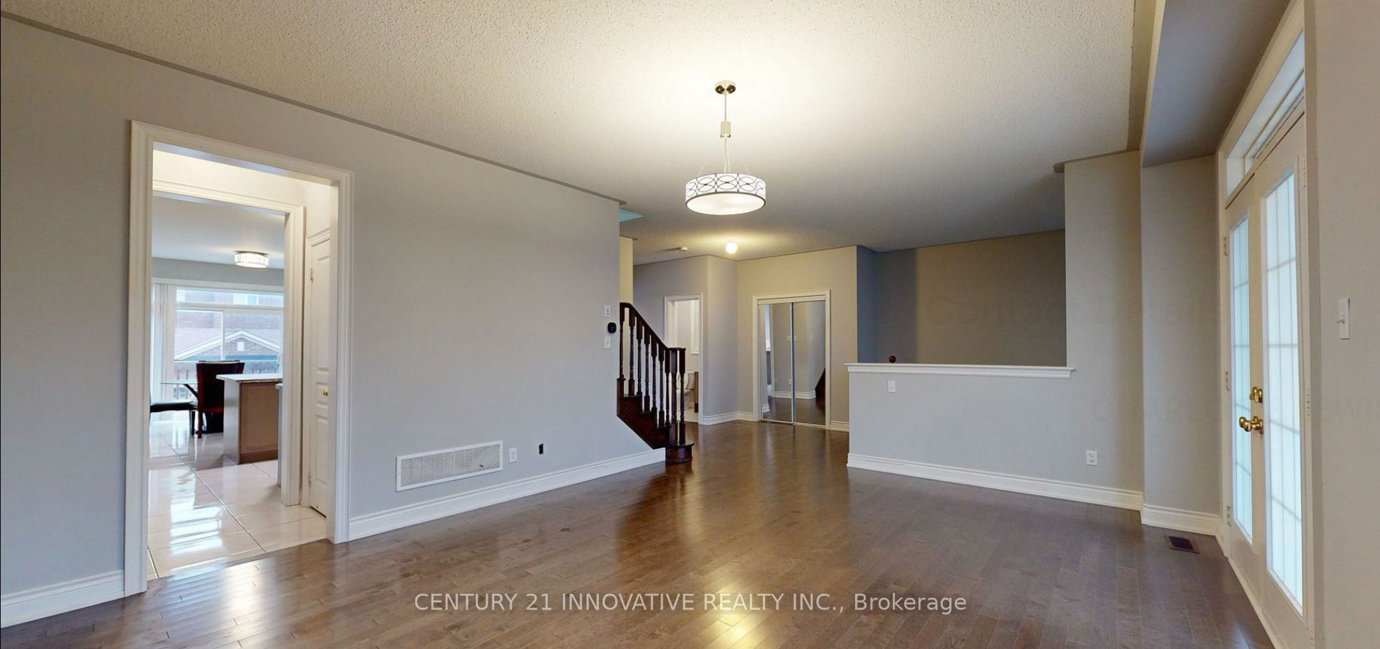 5464 Meadowcrest Avenue