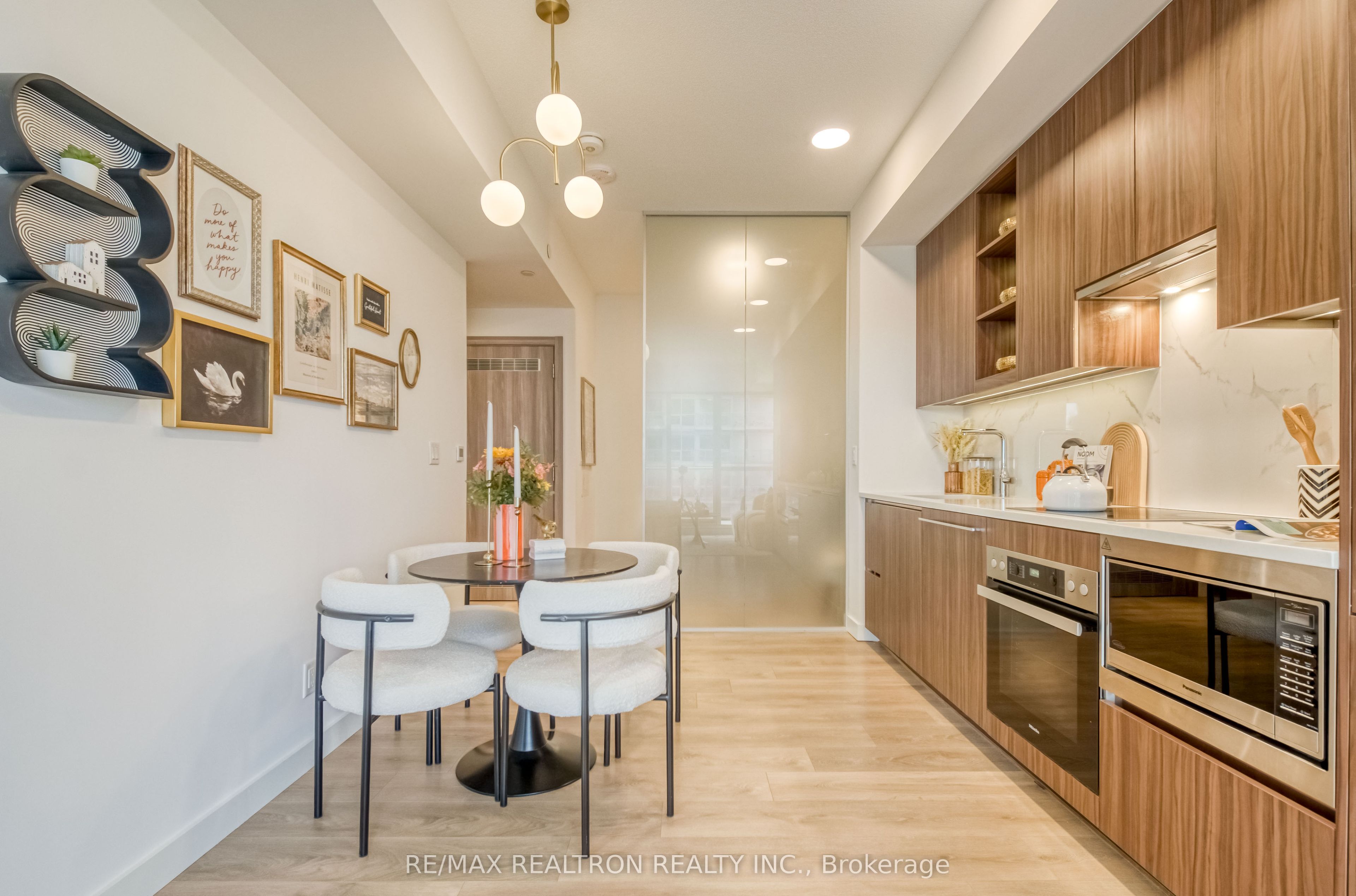 25 McMahon Drive 1101