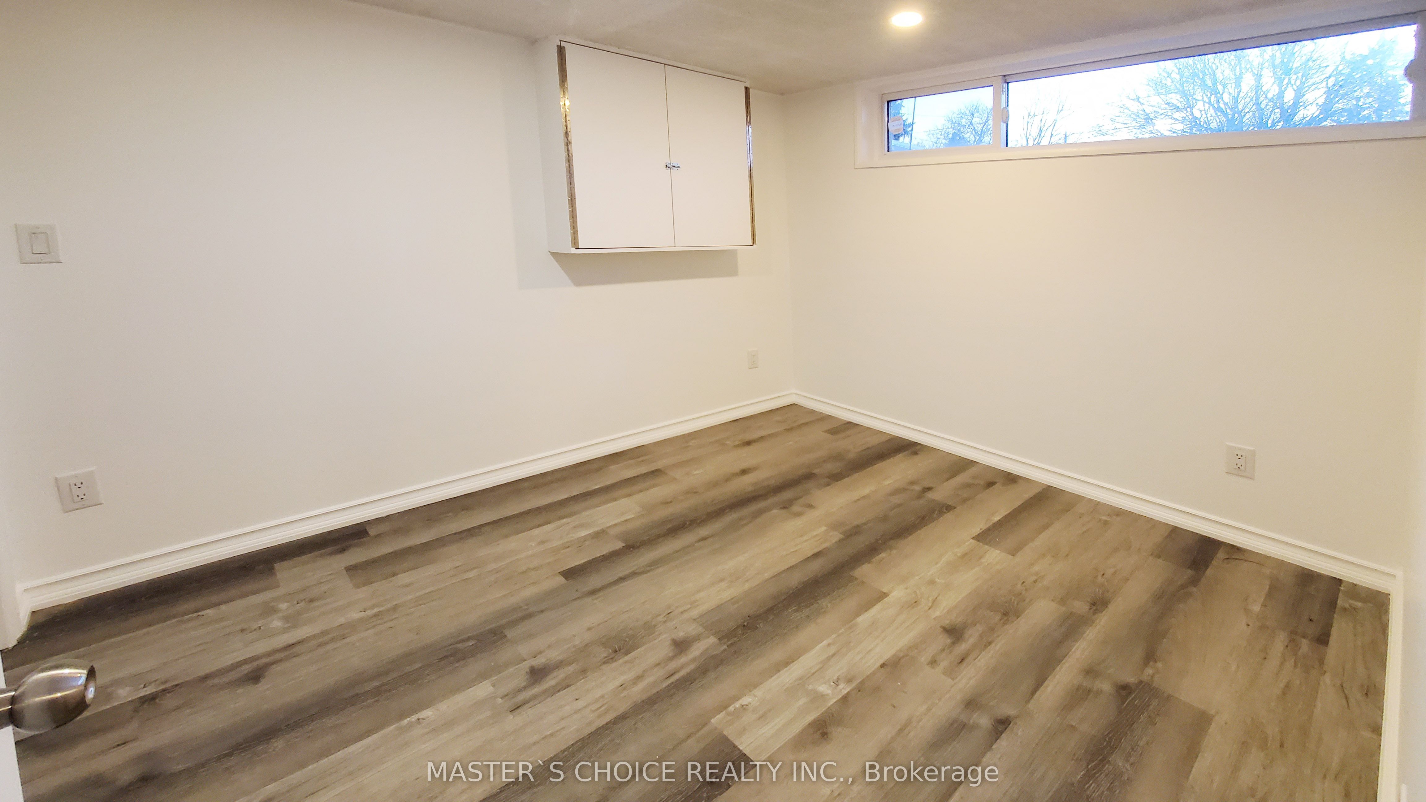 367 Blue Grass Boulevard Lower