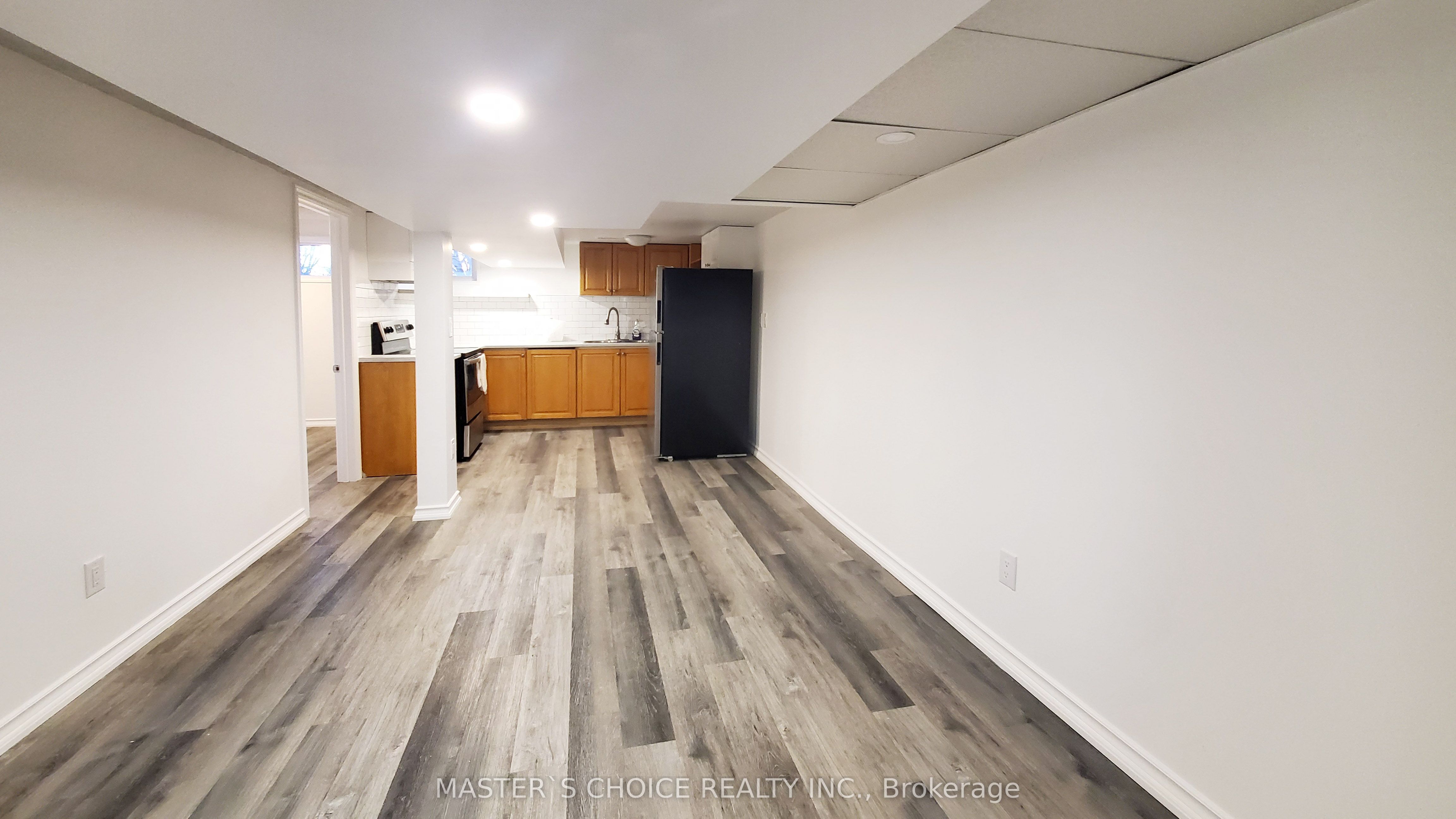 367 Blue Grass Boulevard Lower