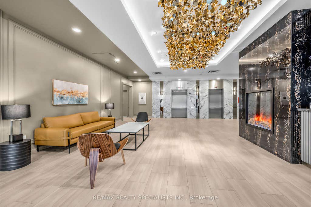 Photo of 263 Wellington Street W #503, Toronto, ON M5V 3E6 (MLS # C13693270)