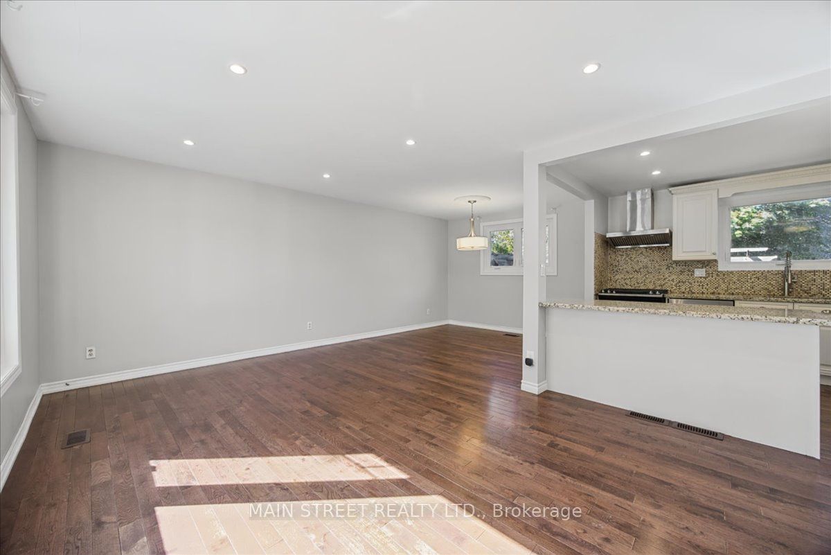 38 Townsend Avenue