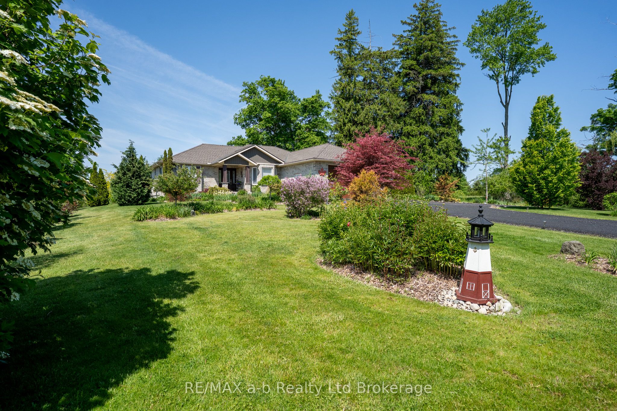 261 Middle Townline Road