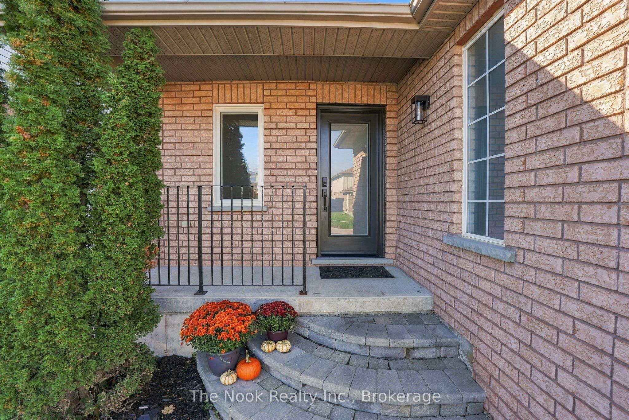 8 Vanessa Drive