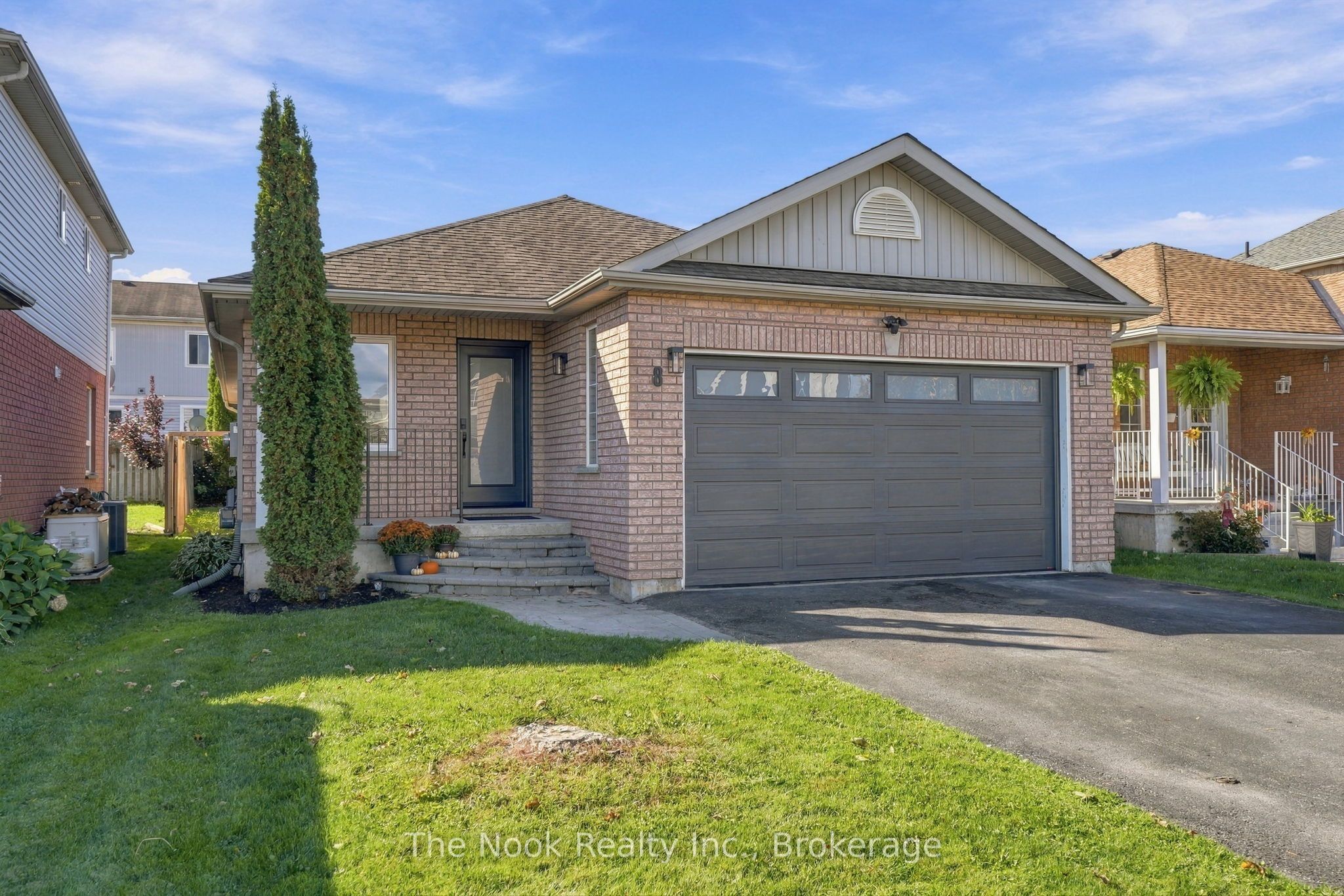 8 Vanessa Drive