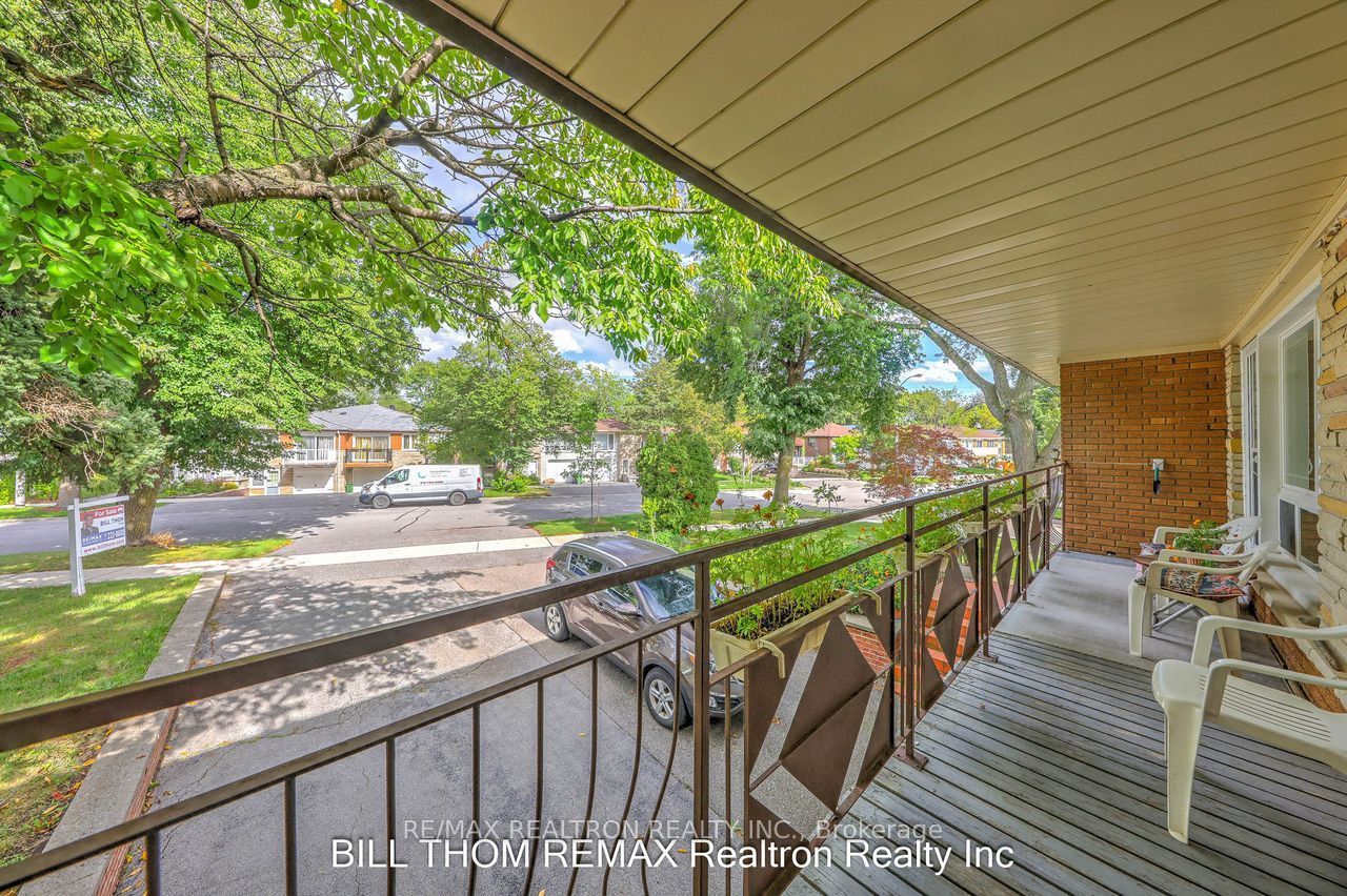 58 Reiber Crescent