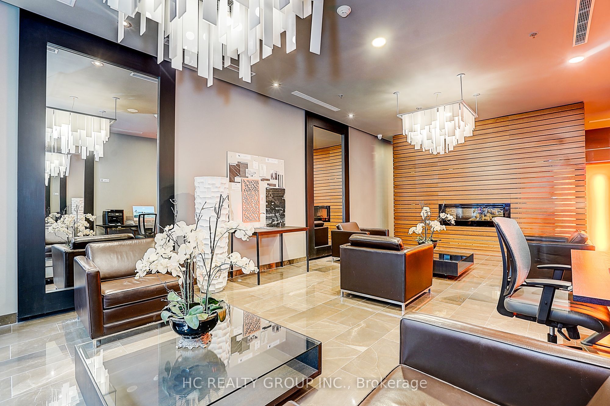 21 Nelson Street 705