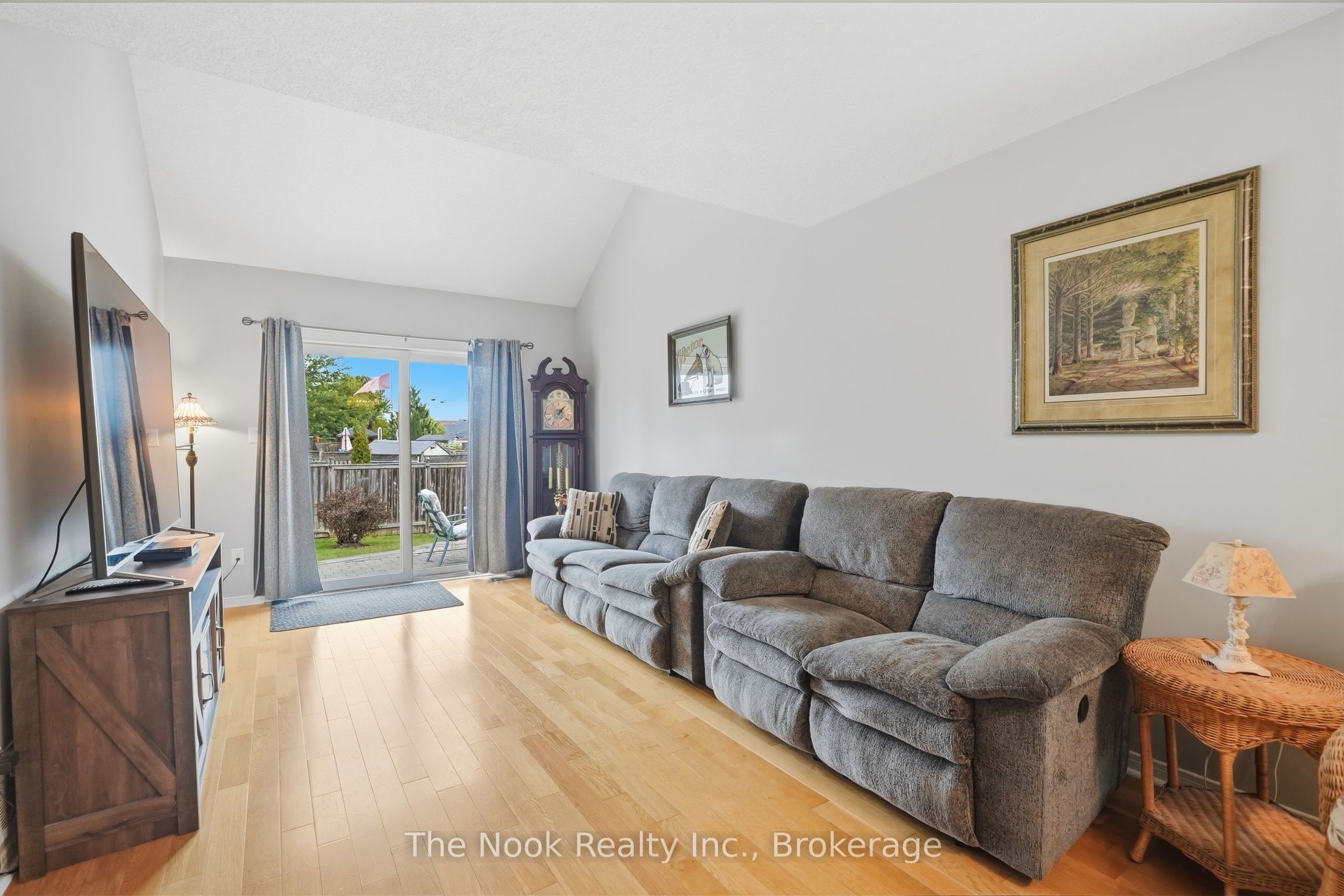 1120 Ormond Drive
