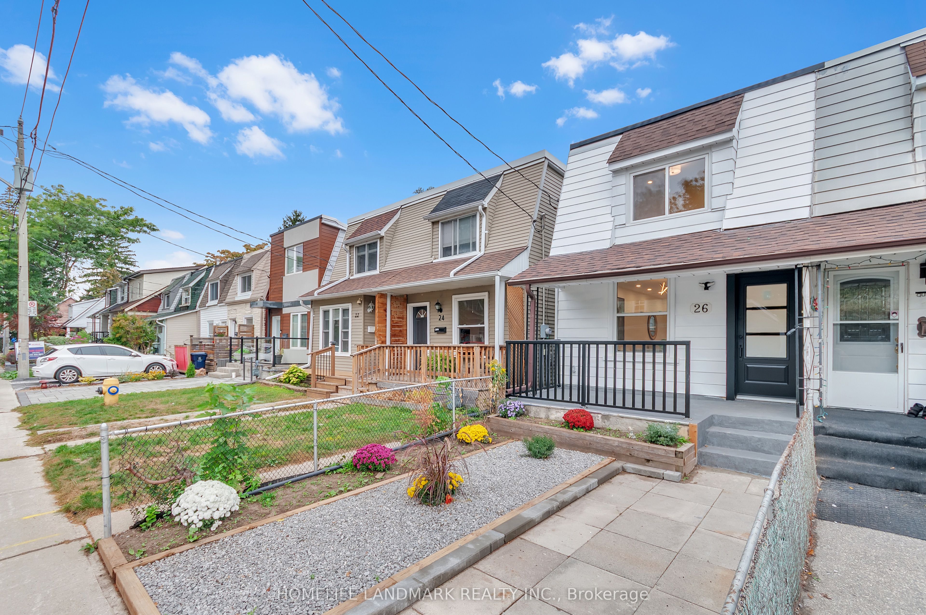 26 Queensdale Avenue