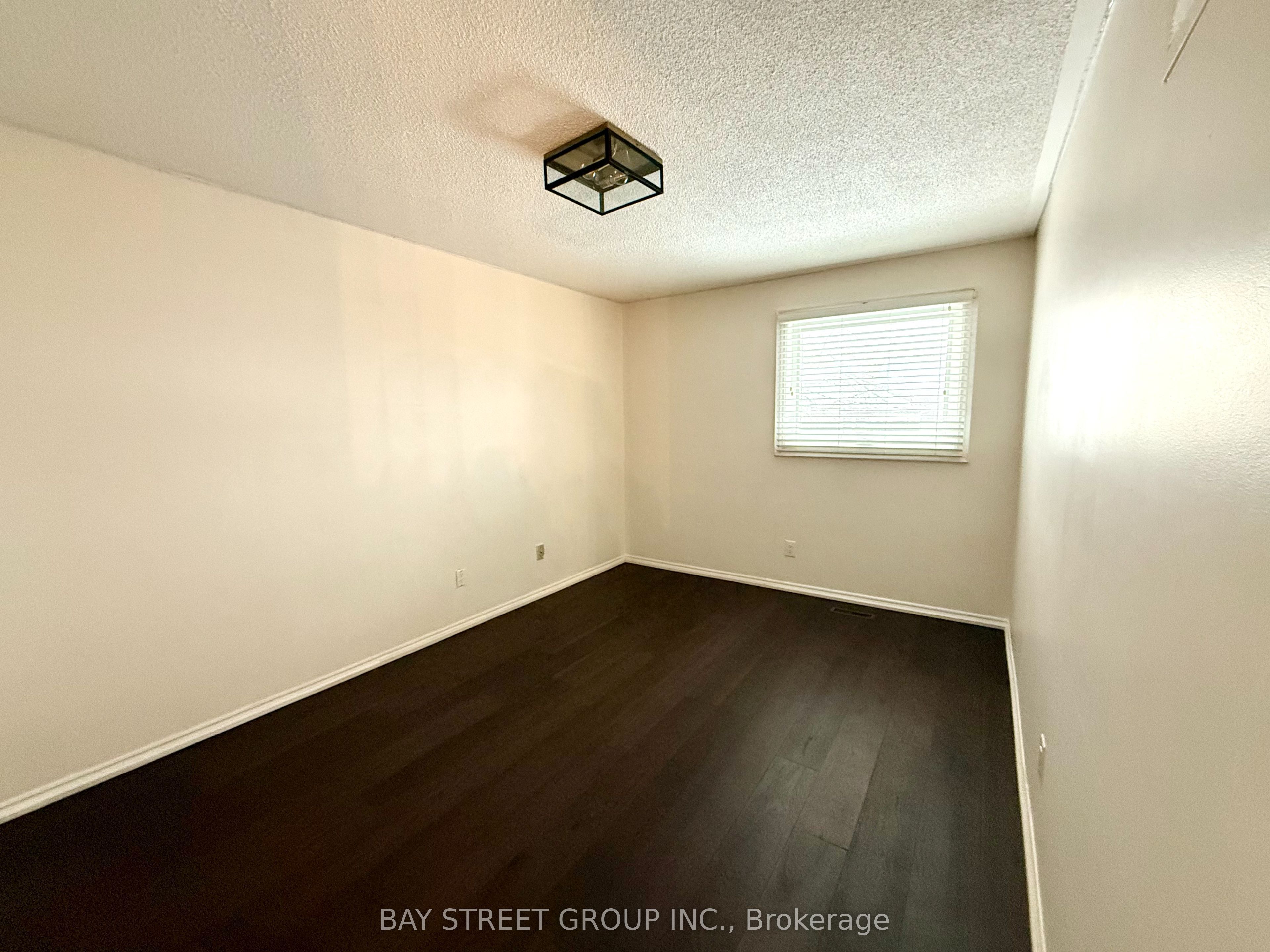 4497 Longmoor Road Room 3