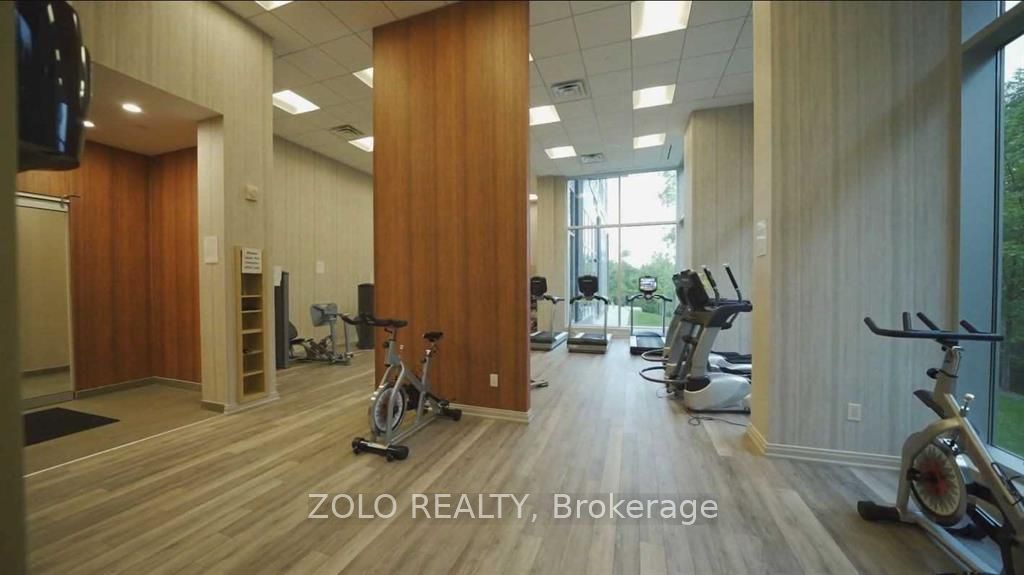 8763 Bayview Avenue 325