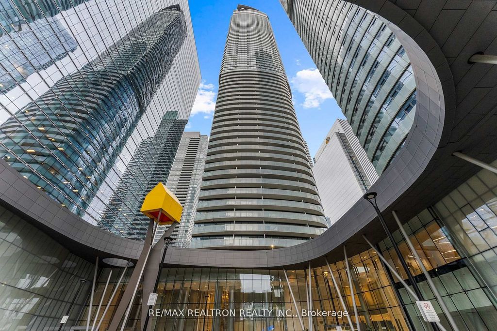Photo of 14 York Street #807, Toronto, ON M5J 0B1 (MLS # C12797358)