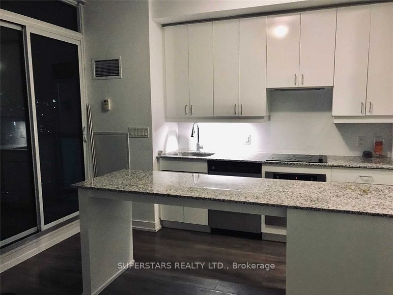 426 University Avenue 3606