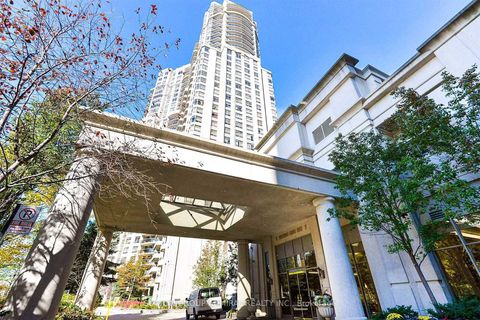 25 Kingsbridge Garden Circle 1525 Mississauga ON L5R 4B1