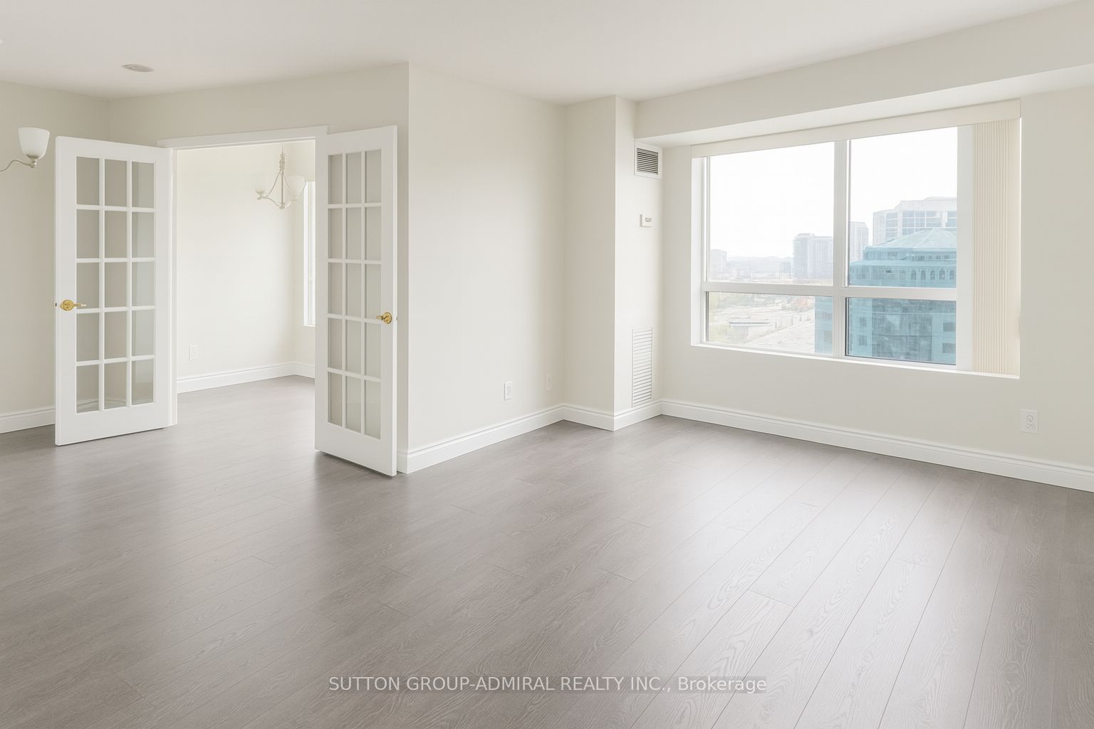 25 Kingsbridge Garden Circle 1525