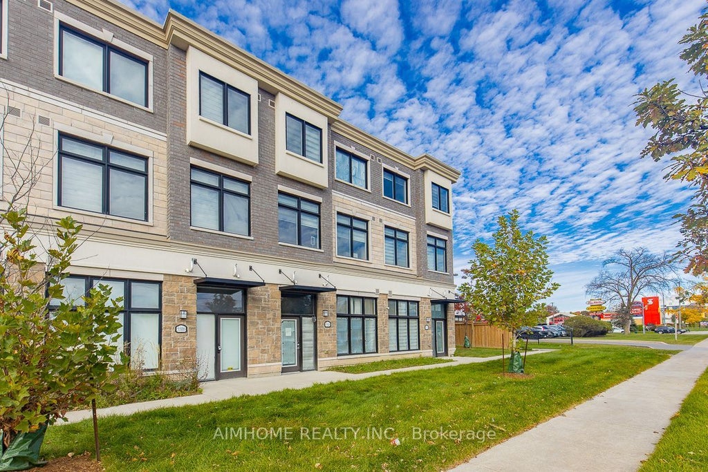 Photo of 5506 Main Street, Whitchurch-Stouffville, ON L4A 8B7 (MLS # N14091328)