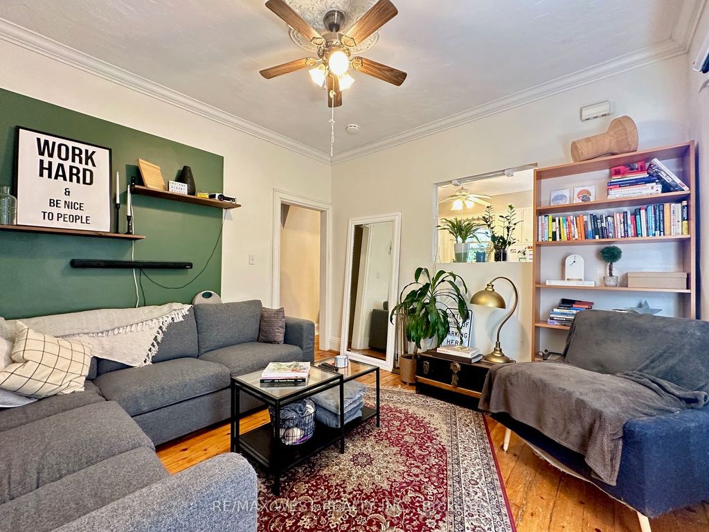 Photo of 221 Albany Avenue, Toronto, ON M5R 3C7 (MLS # C12483772)