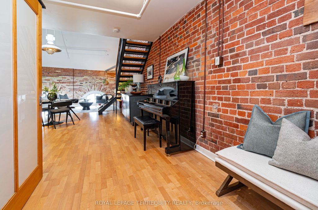 Photo of 81A Front Street E #409, Toronto, ON M5E 1B8 (MLS # C12436114)