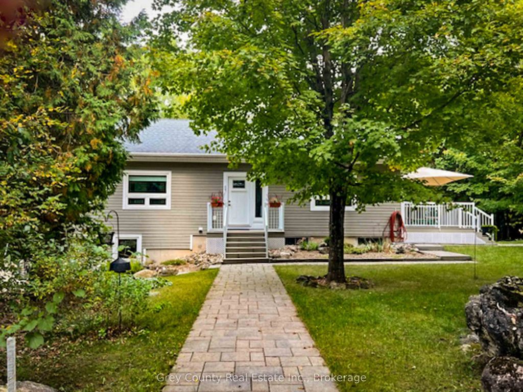 Photo of 600417 Sideroad 50 N/A, Chatsworth, ON N0H 1C0 (MLS # X12788174)