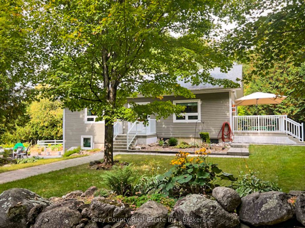 Photo of 600417 Sideroad 50 N/A, Chatsworth, ON N0H 1C0 (MLS # X12788174)