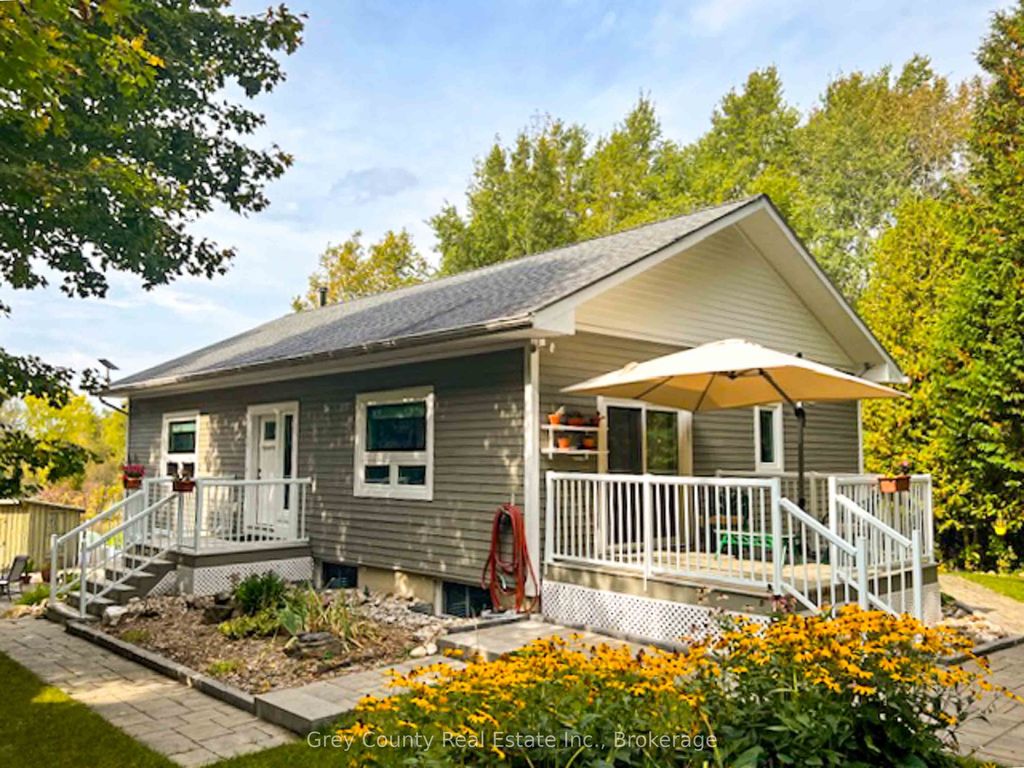 Photo of 600417 Sideroad 50 N/A, Chatsworth, ON N0H 1C0 (MLS # X12788174)