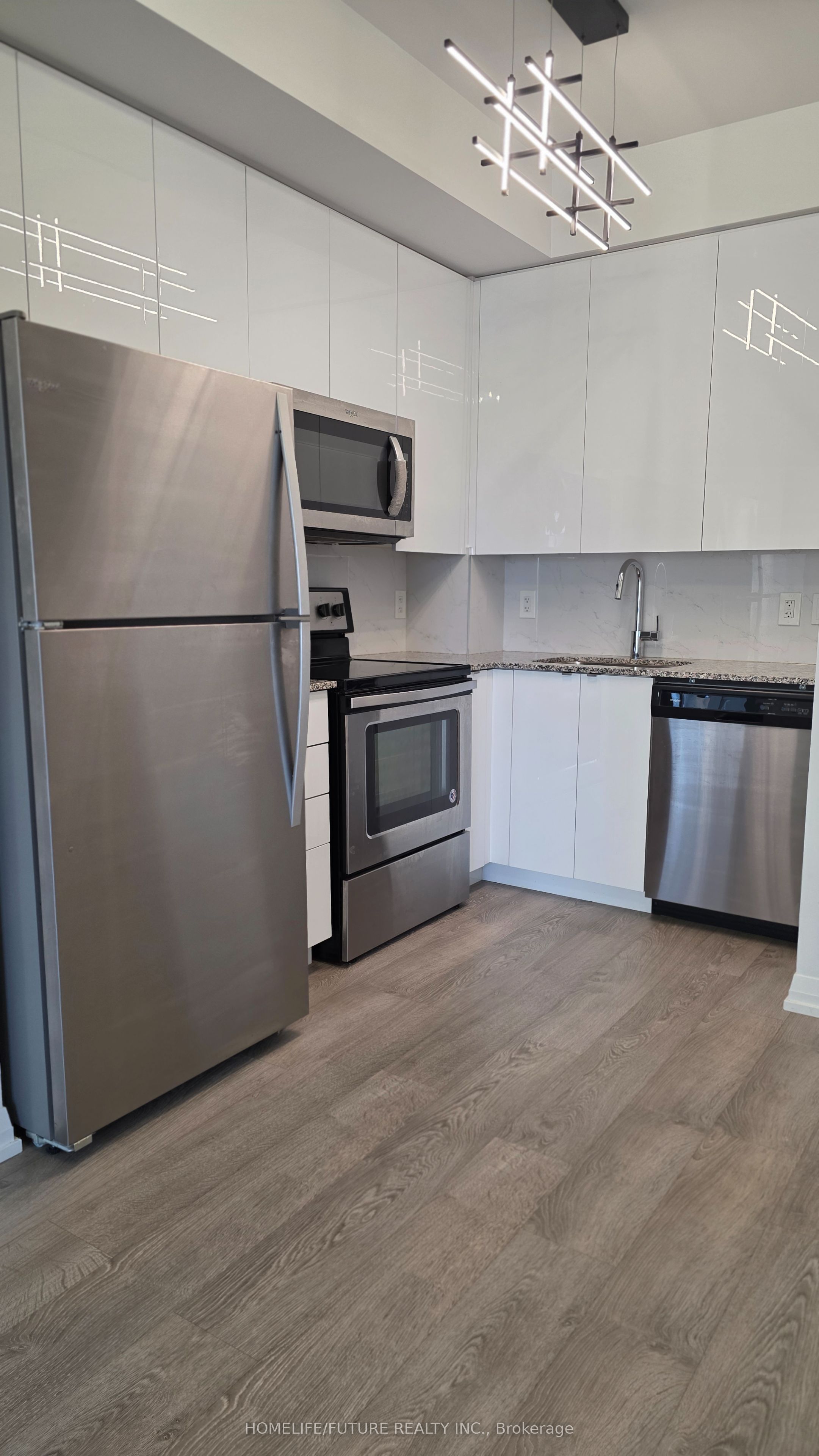 9560 Markham Road 506