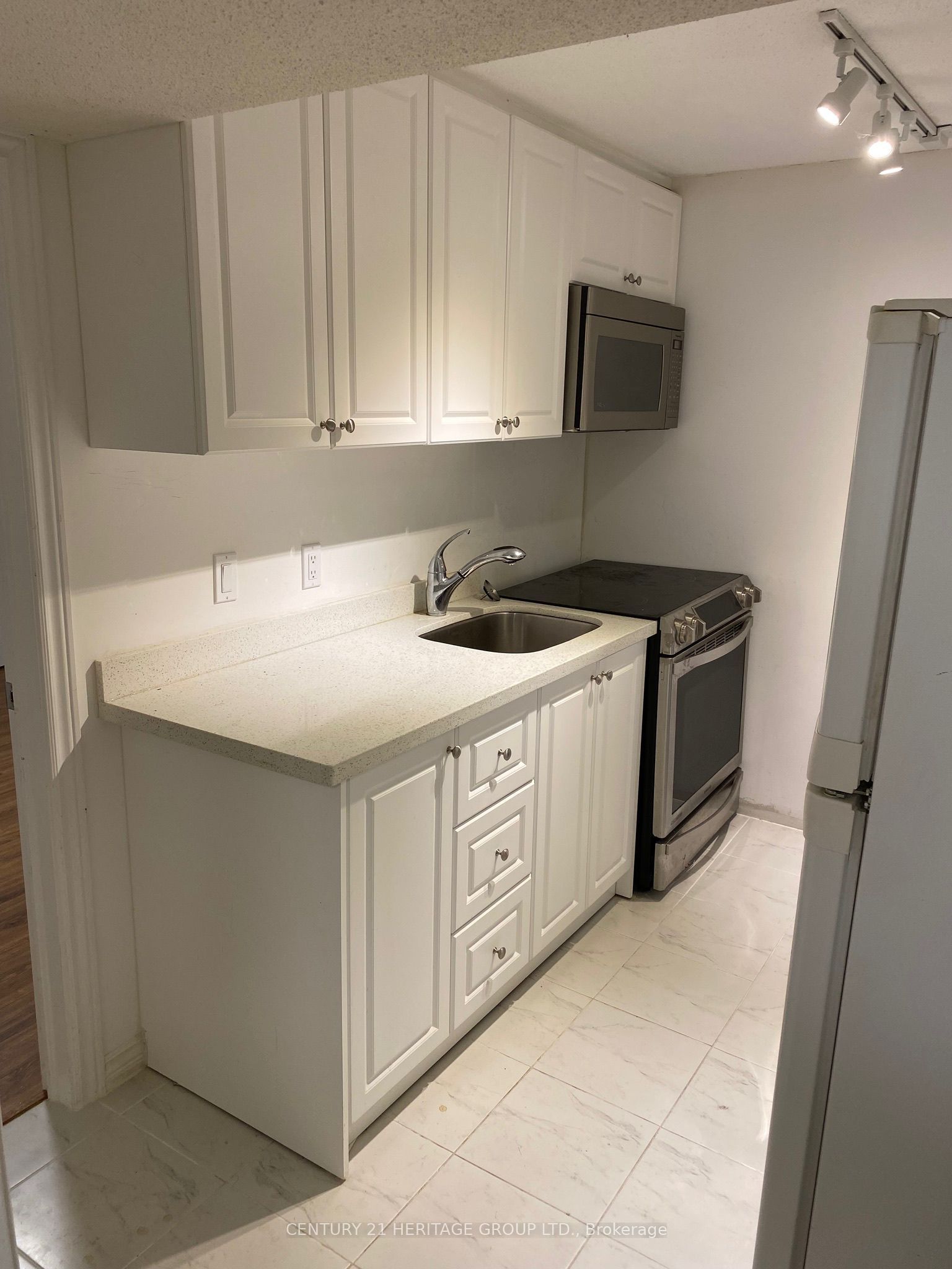 24 Charnwood Place BSMT