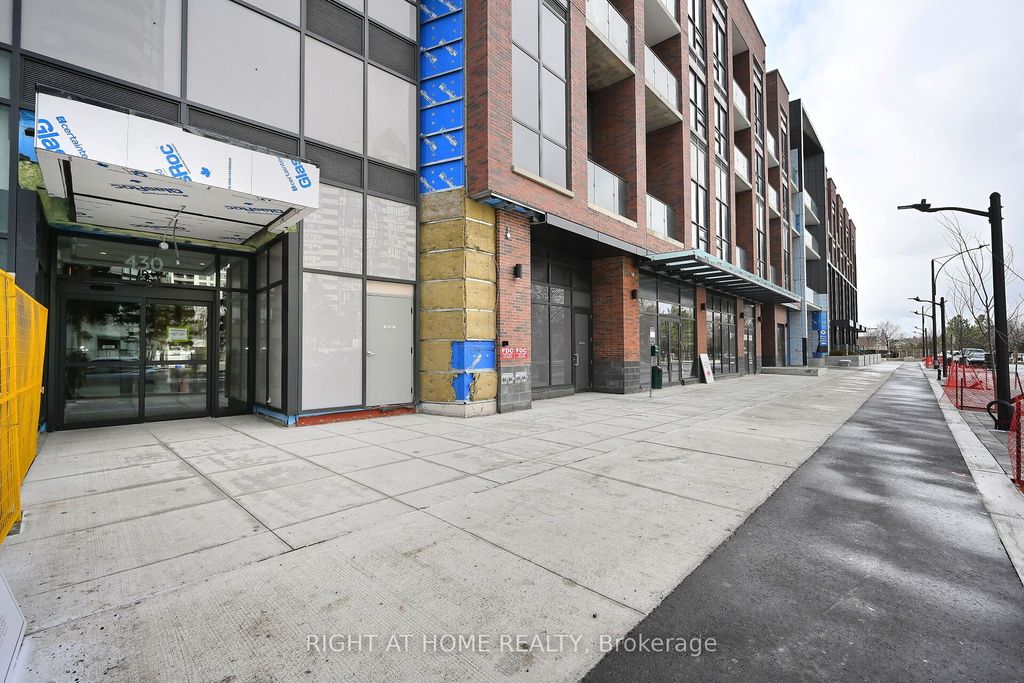 Photo of 430 SQUARE ONE Drive #1402, Mississauga, ON L5B 0L6 (MLS # W12587012)