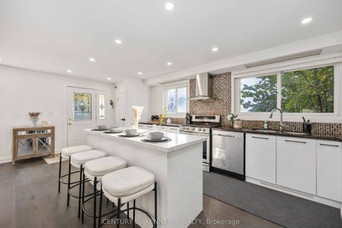 Photo of 36 Summerside Crescent, Toronto, ON M2H 1X1 (MLS # C12533584)