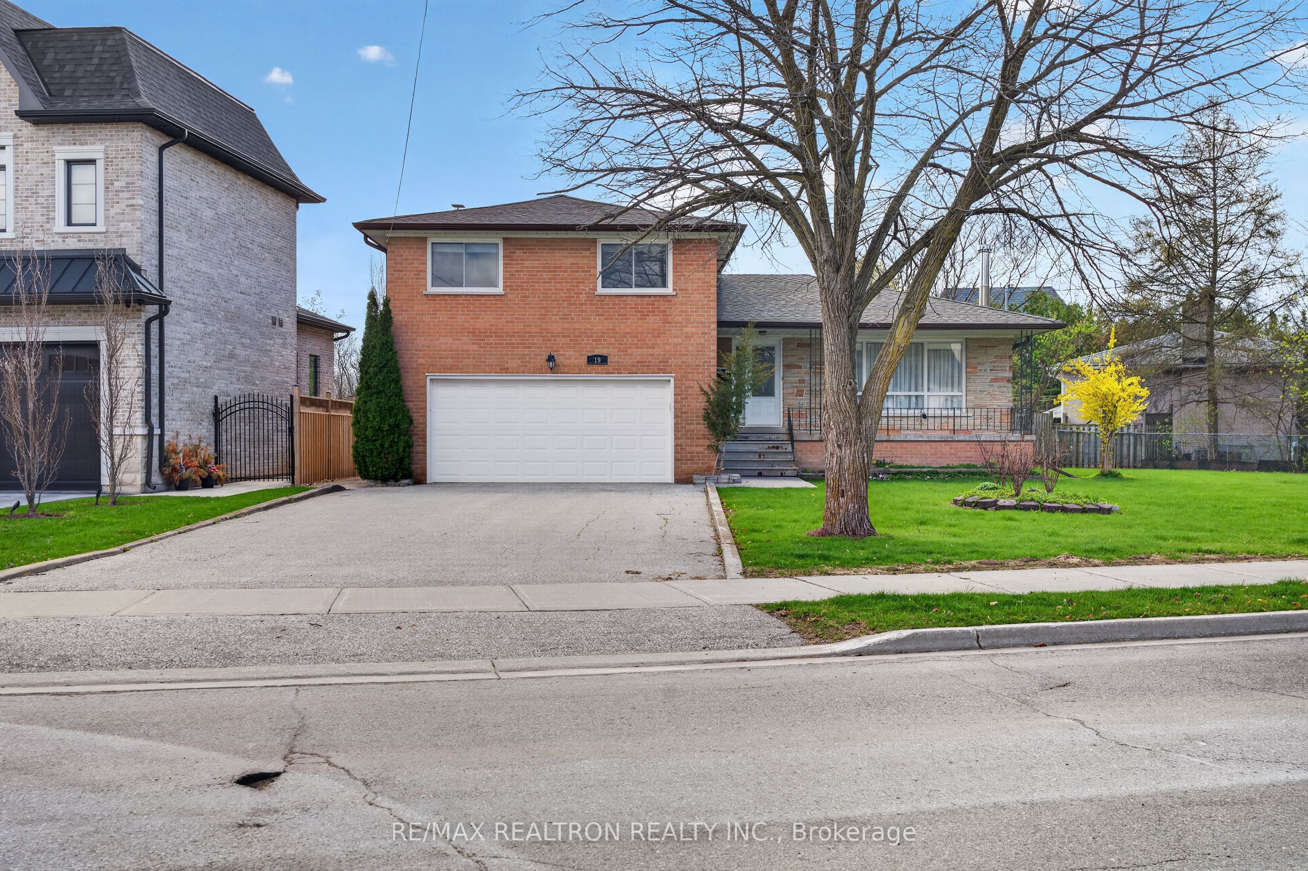 19 Claridge Drive