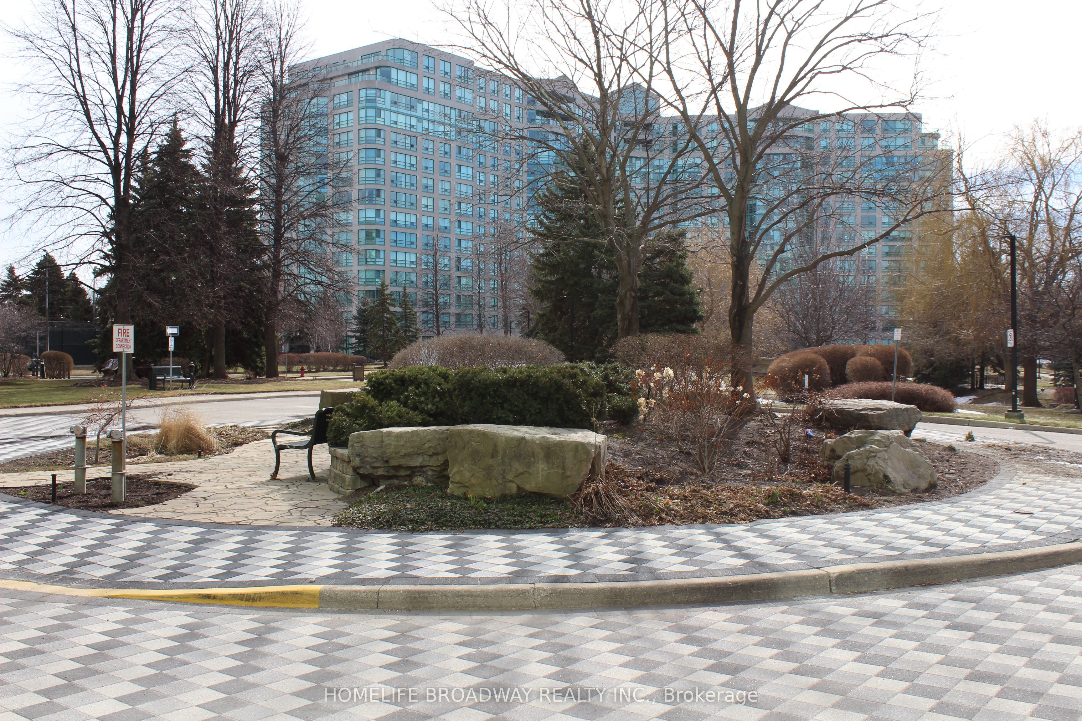 7905 Bayview Avenue 722