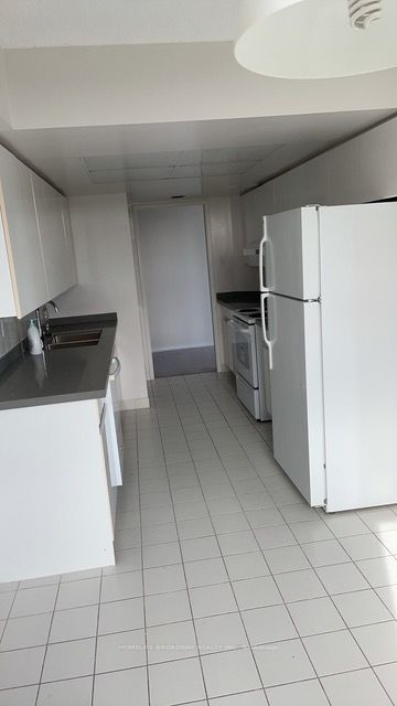 7905 Bayview Avenue 722