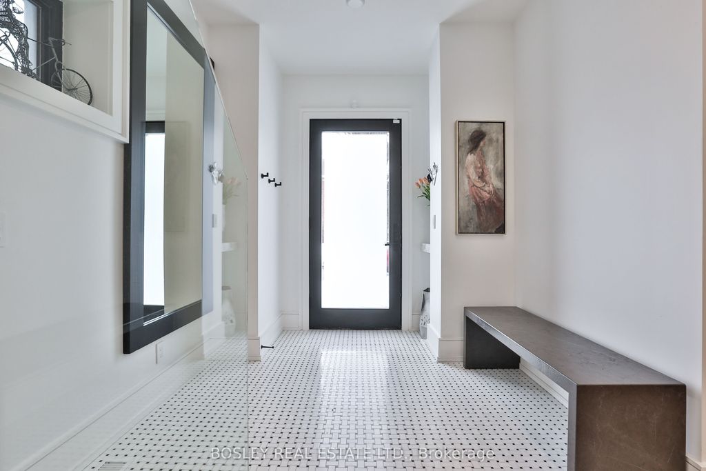 Photo of 553 Davisville Avenue, Toronto, ON M4S 1J2 (MLS # C12815844)