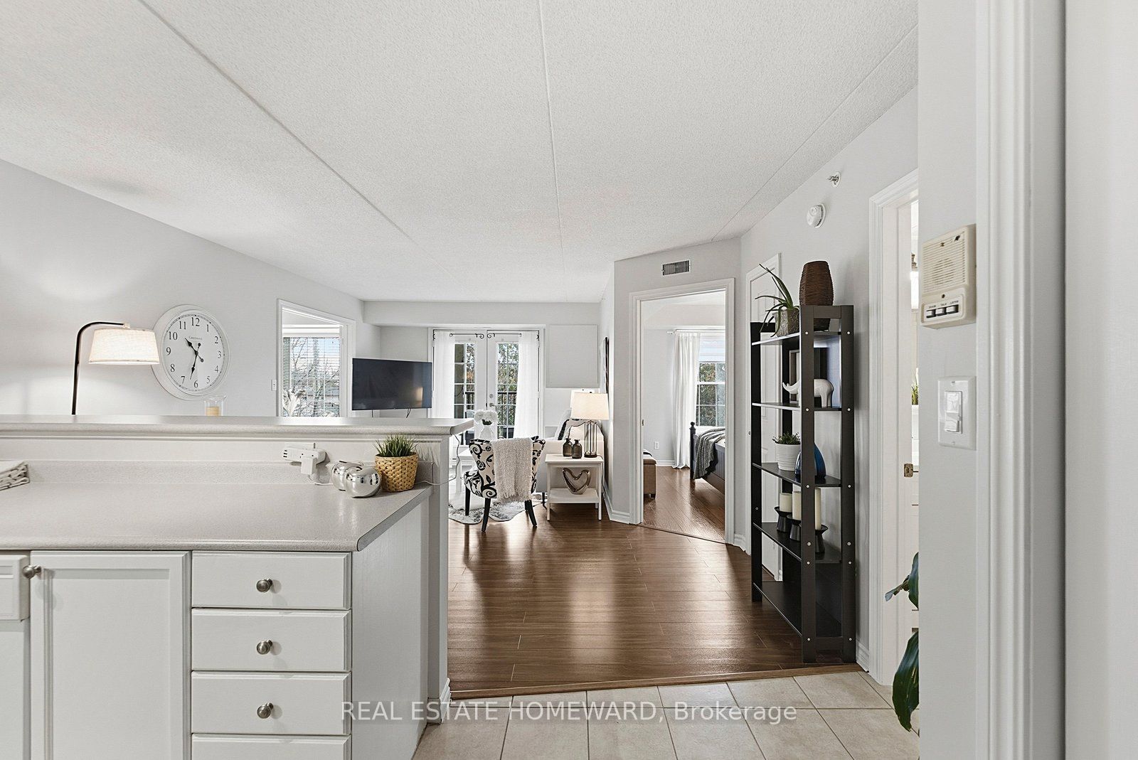 1451 Walker's Line 309