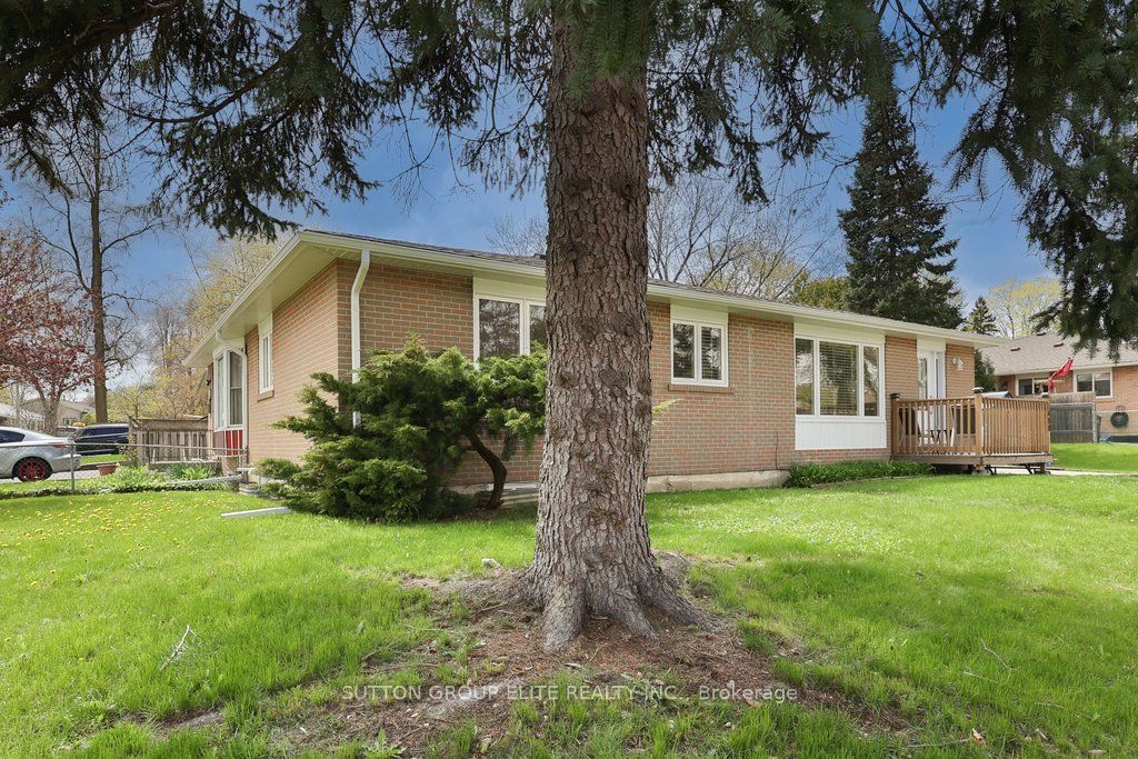1488 Swanage Crescent SW