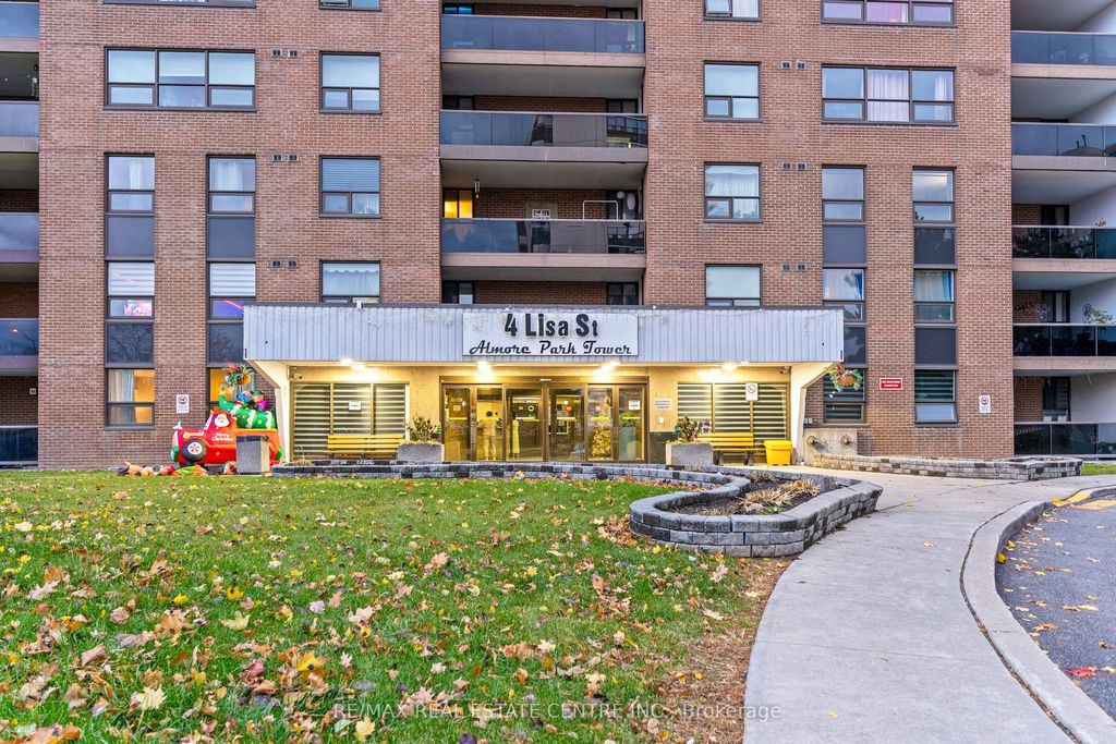 Photo of 4 Lisa Street #404, Brampton, ON L6T 4B6 (MLS # W12672384)