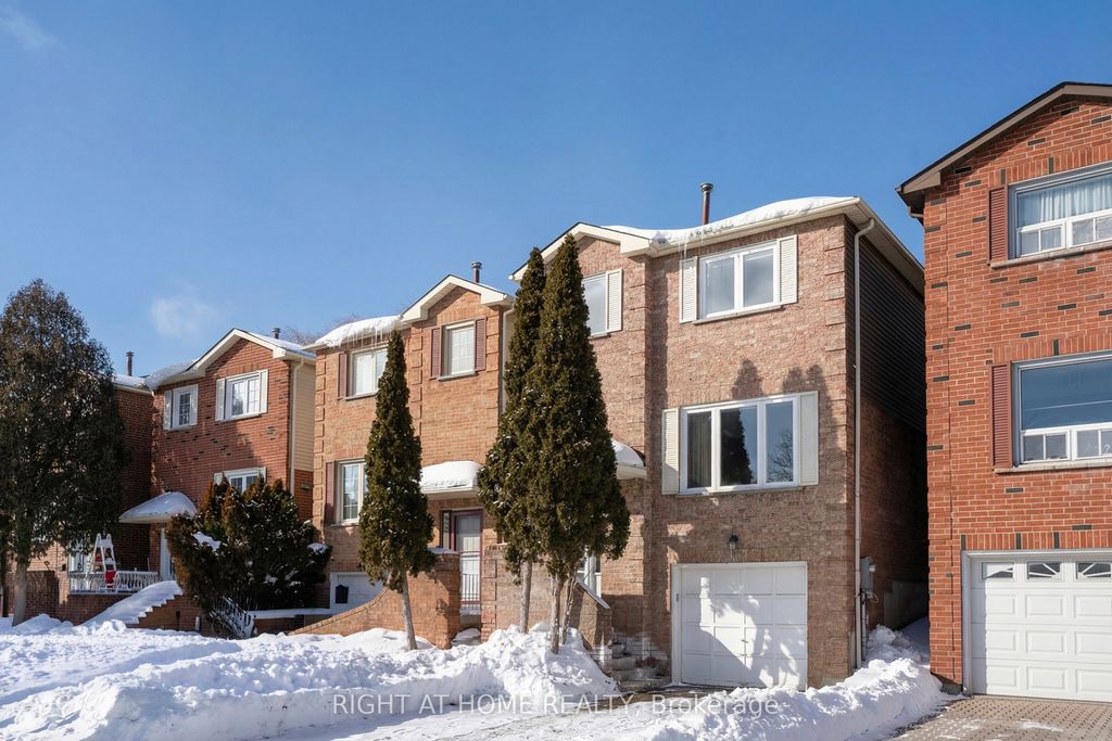 Photo of 82 Swinton Crescent, Vaughan, ON L4J 3V5 (MLS # N12792006)