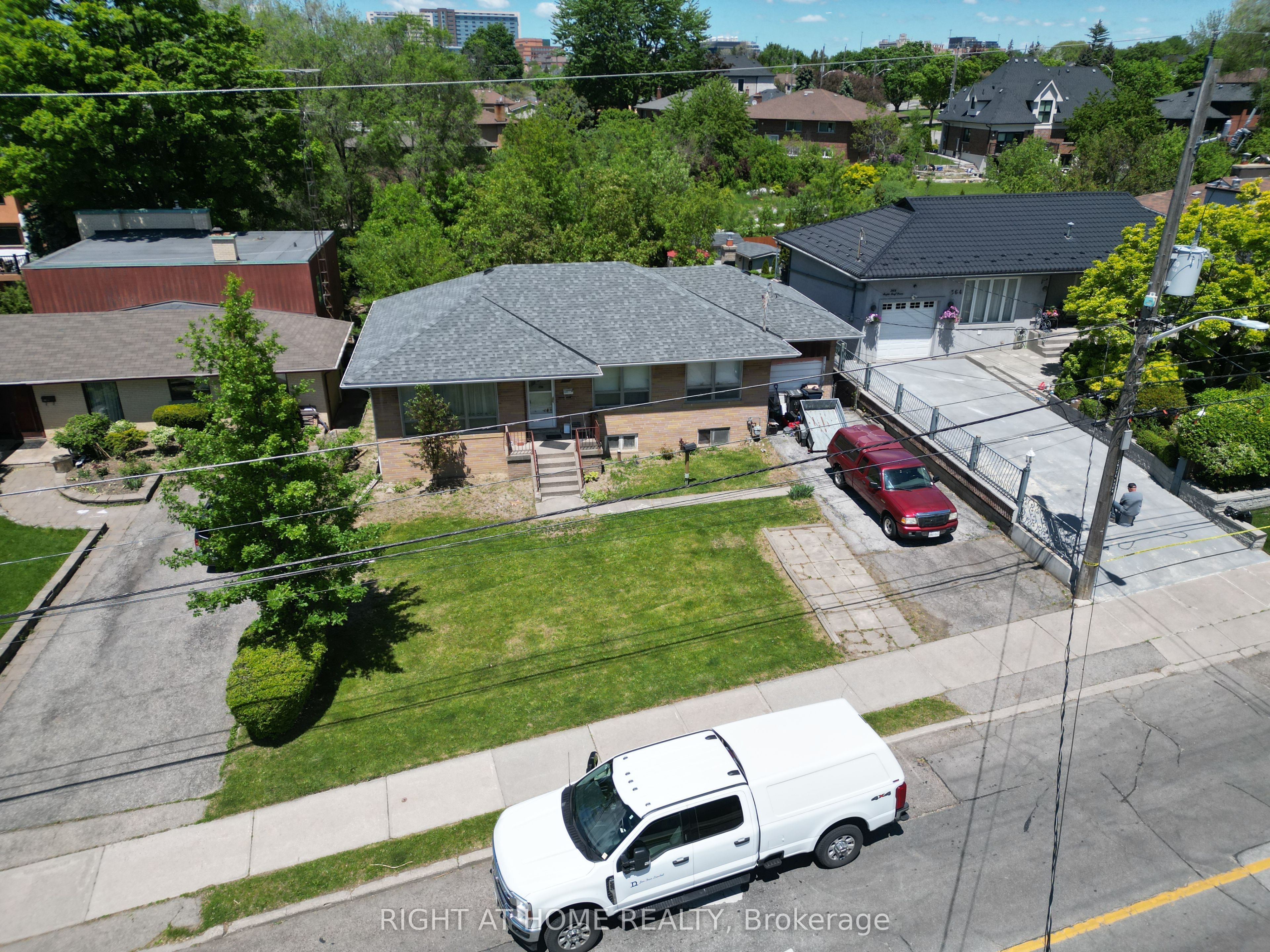 362 Maple Leaf Drive