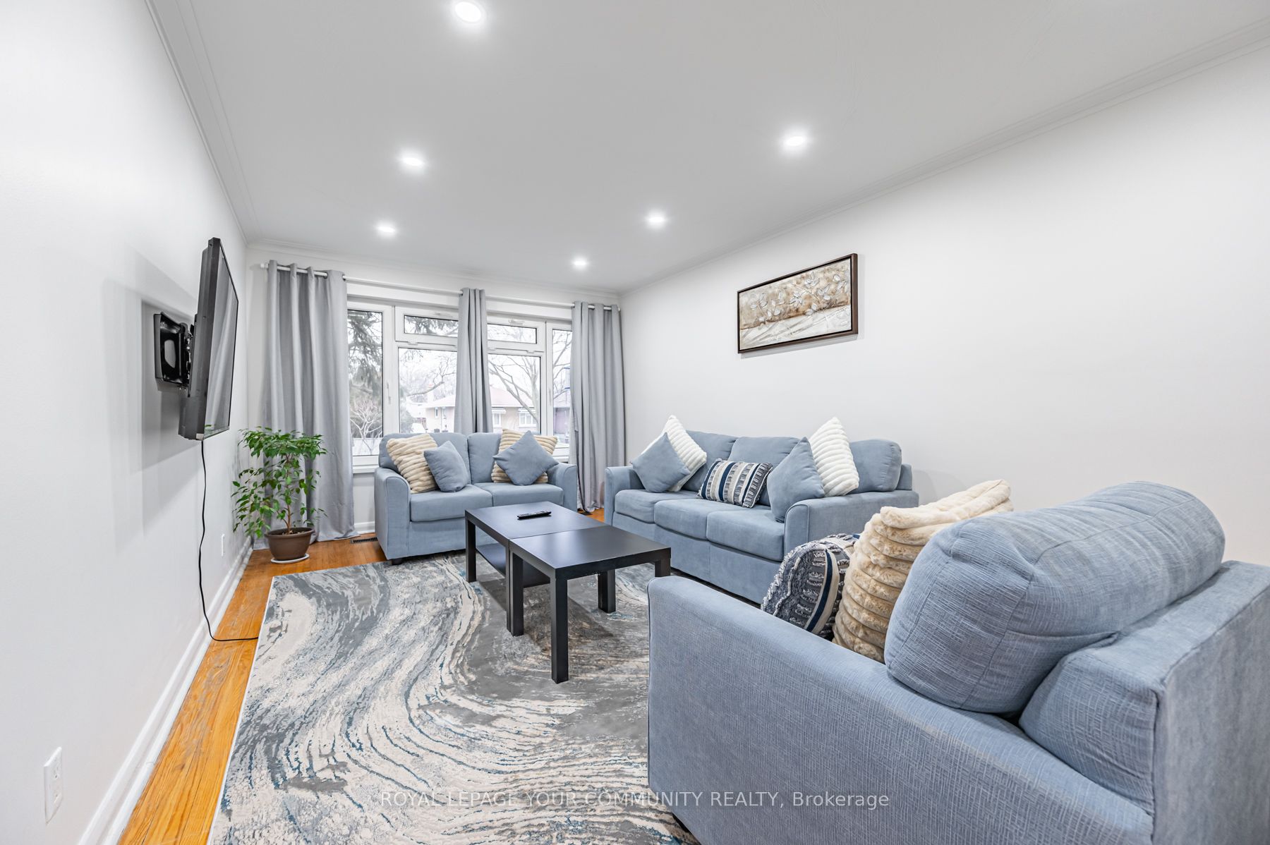 20 Littlewood Crescent Main